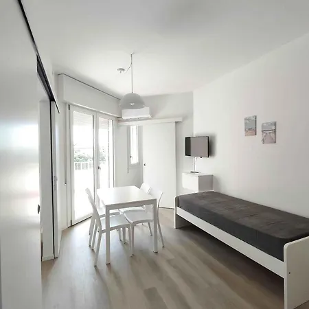 In 50787 Apartment