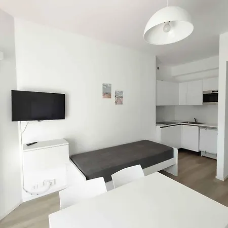 In 50787 Apartment *