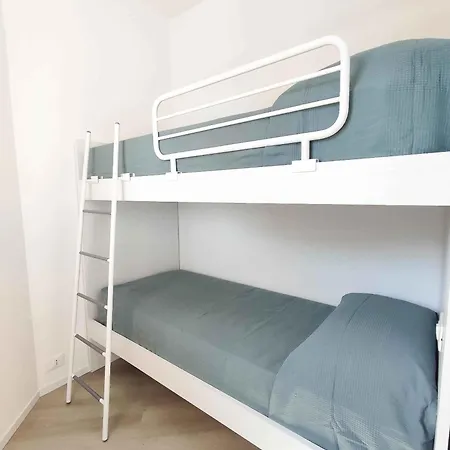Apartment In 50787
